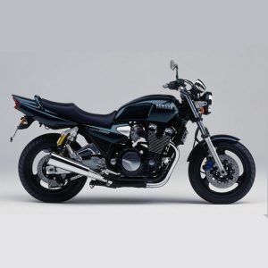 motocykl-yamaha-xjr-1300